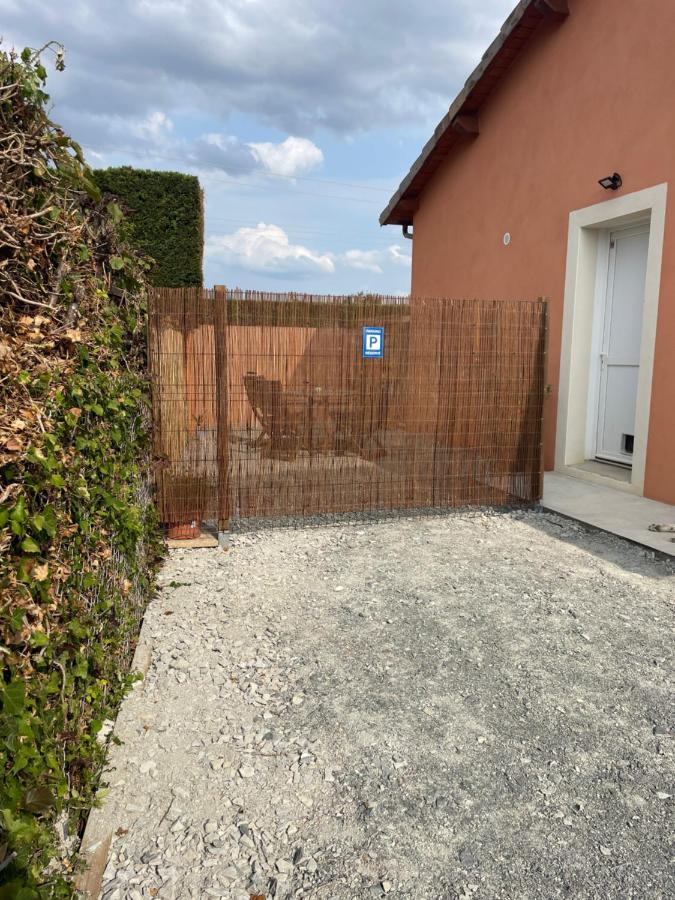 Bienvenue En Beaujolais Apartment Saint-Jean-d'Ardieres Bagian luar foto